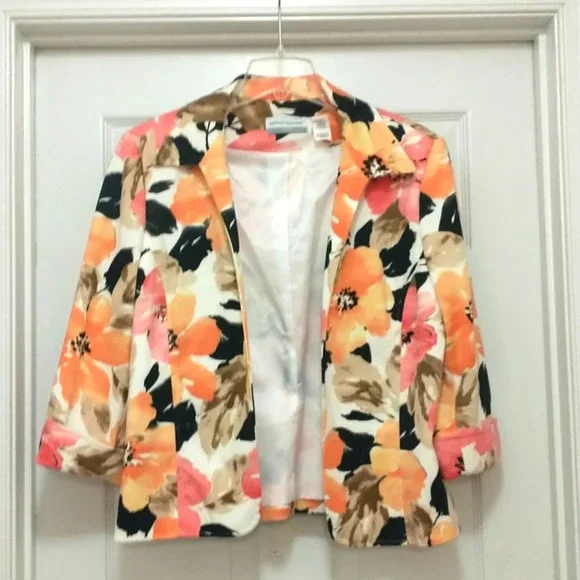 Alfred Dunner Floral Jacket size 10P - Picture 1 of 3